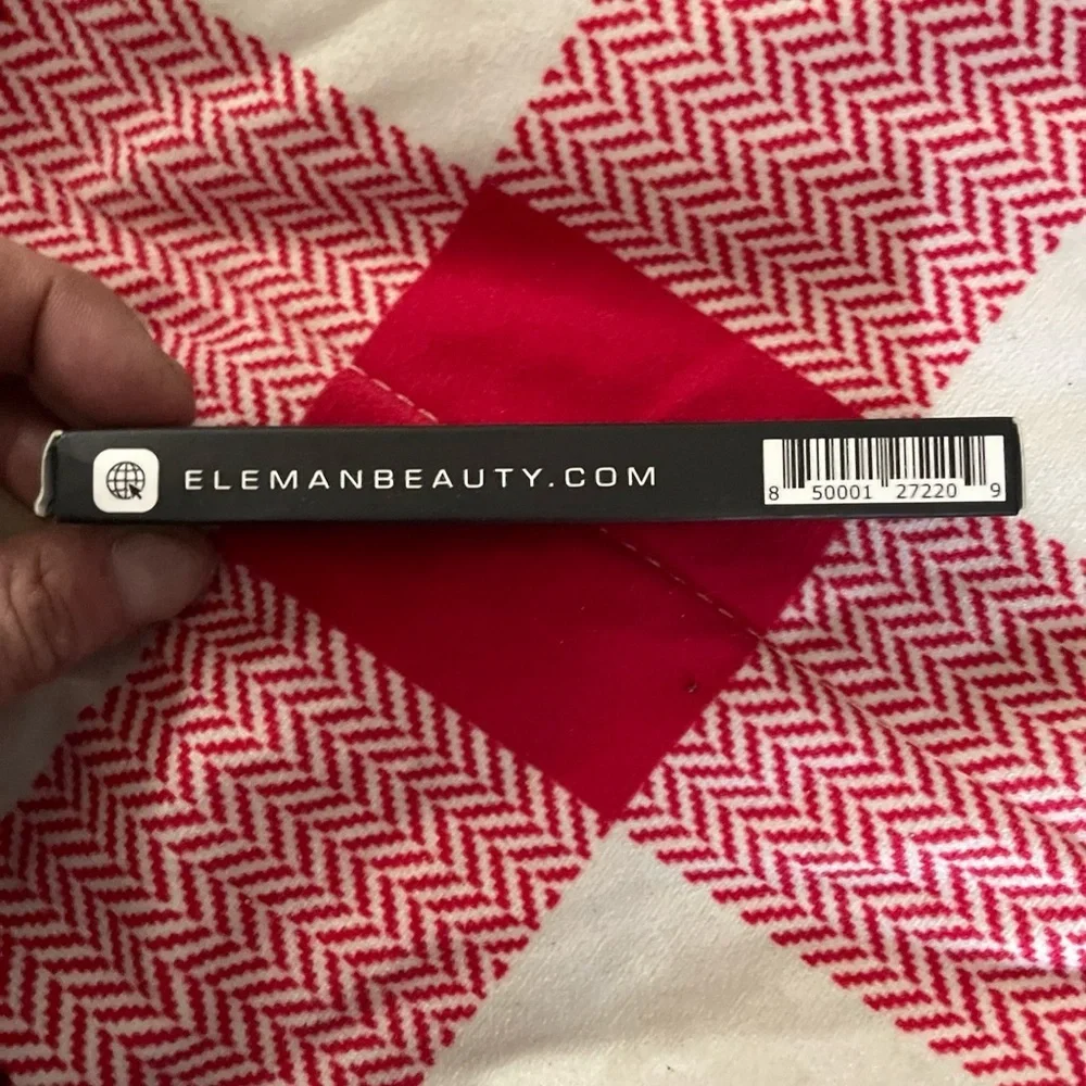 ELEMAN BEAUTY Liquid Eye Liner Color in Black 0.5 ml/0.016 fl‎ oz NEW Boxed